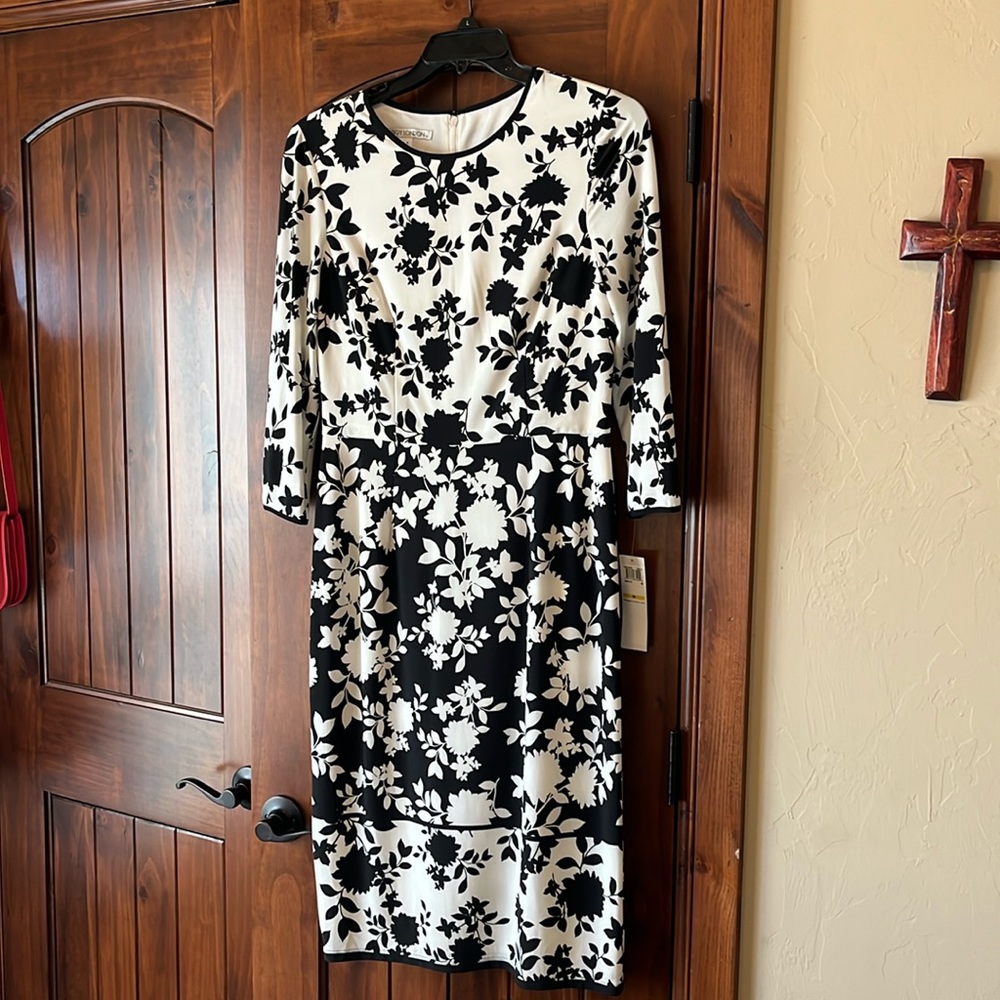 Maggy London Black & White Floral Dress